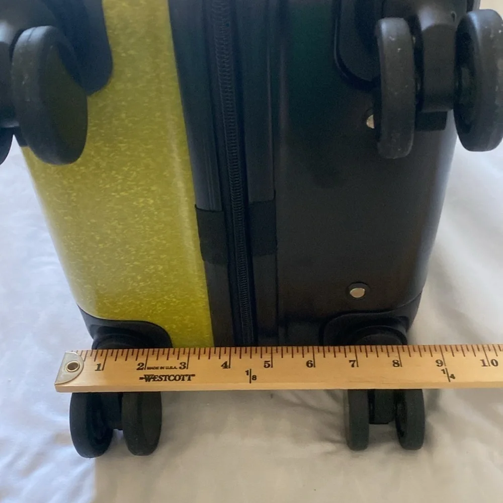 iPlay iLearn Kids Carry On Luggage NWOT